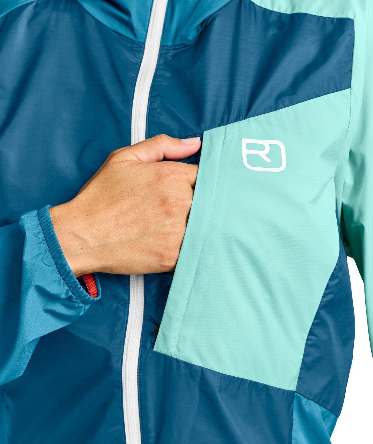 Windbreaker - Women's