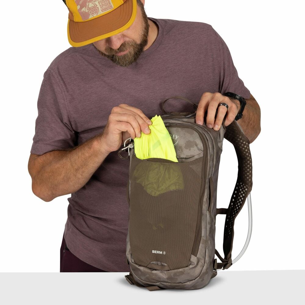Berm 8 Hydration Pack