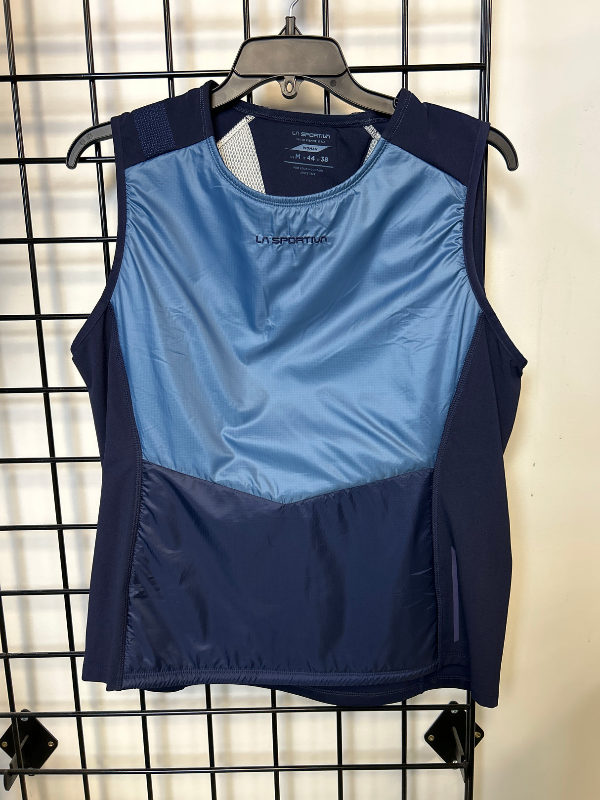 Blizzard Insulated Sleeveless Vest - Women's